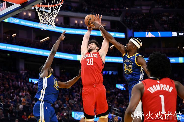 NBA杯赛淘汰赛对决：火箭勇士激战，雷霆迎战独行侠