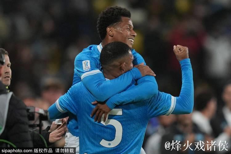内雷斯双响 那不勒斯2-0队史第三次问鼎意超杯 内雷斯双响 那不勒斯2-0队史第三次问鼎意超杯